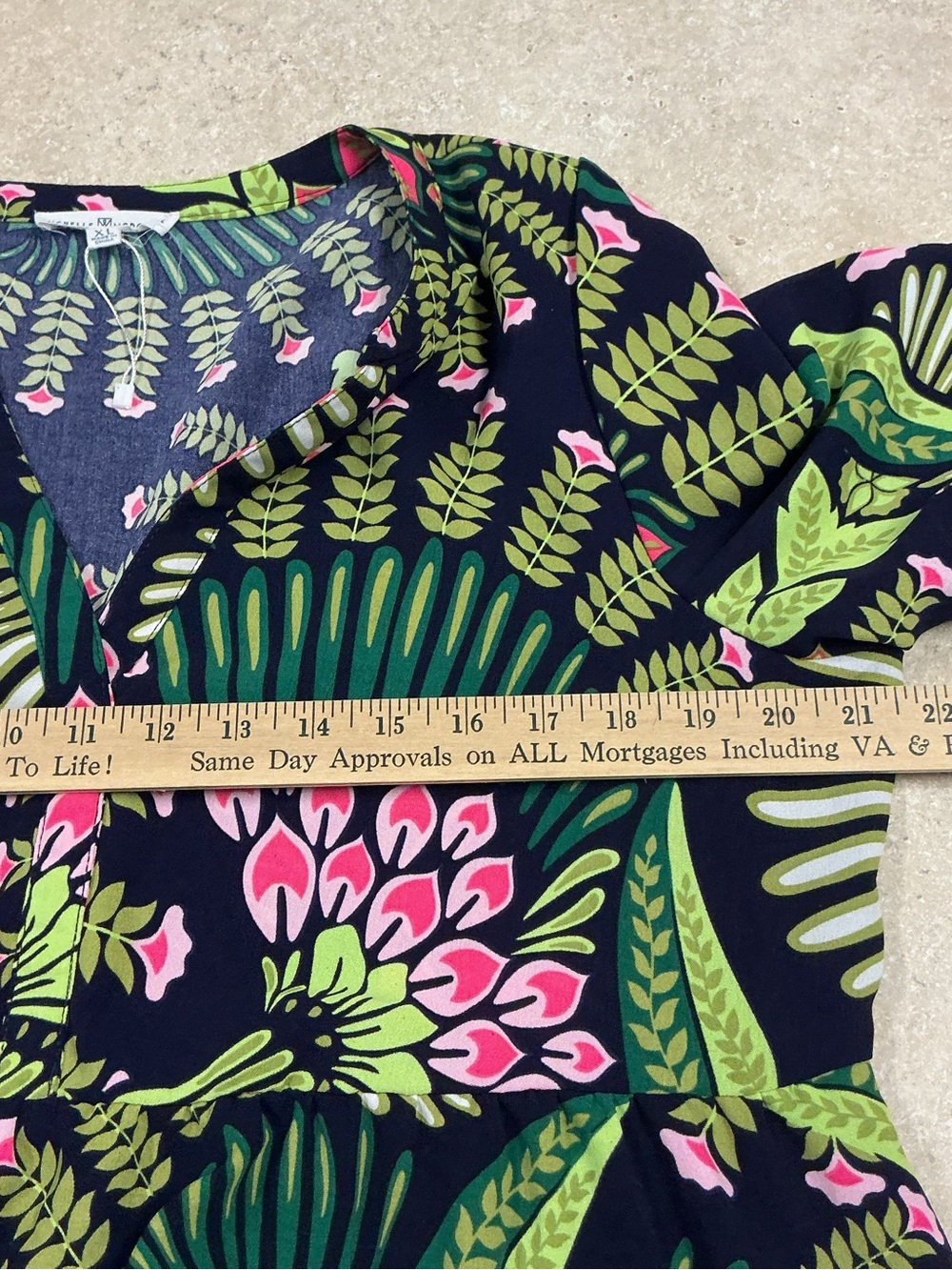 Michelle McDowell SZ XL Maxi Navy Dress Pink/green Florals Vneck 3/4 Bell Vacay - Picture 6 of 10